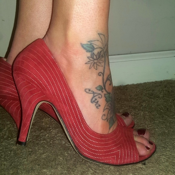 RED MK PEEPS ๐ - Picture 1 of 4